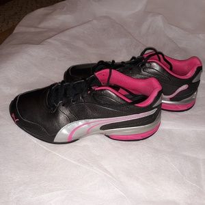 Women's Puma sneakers size 10